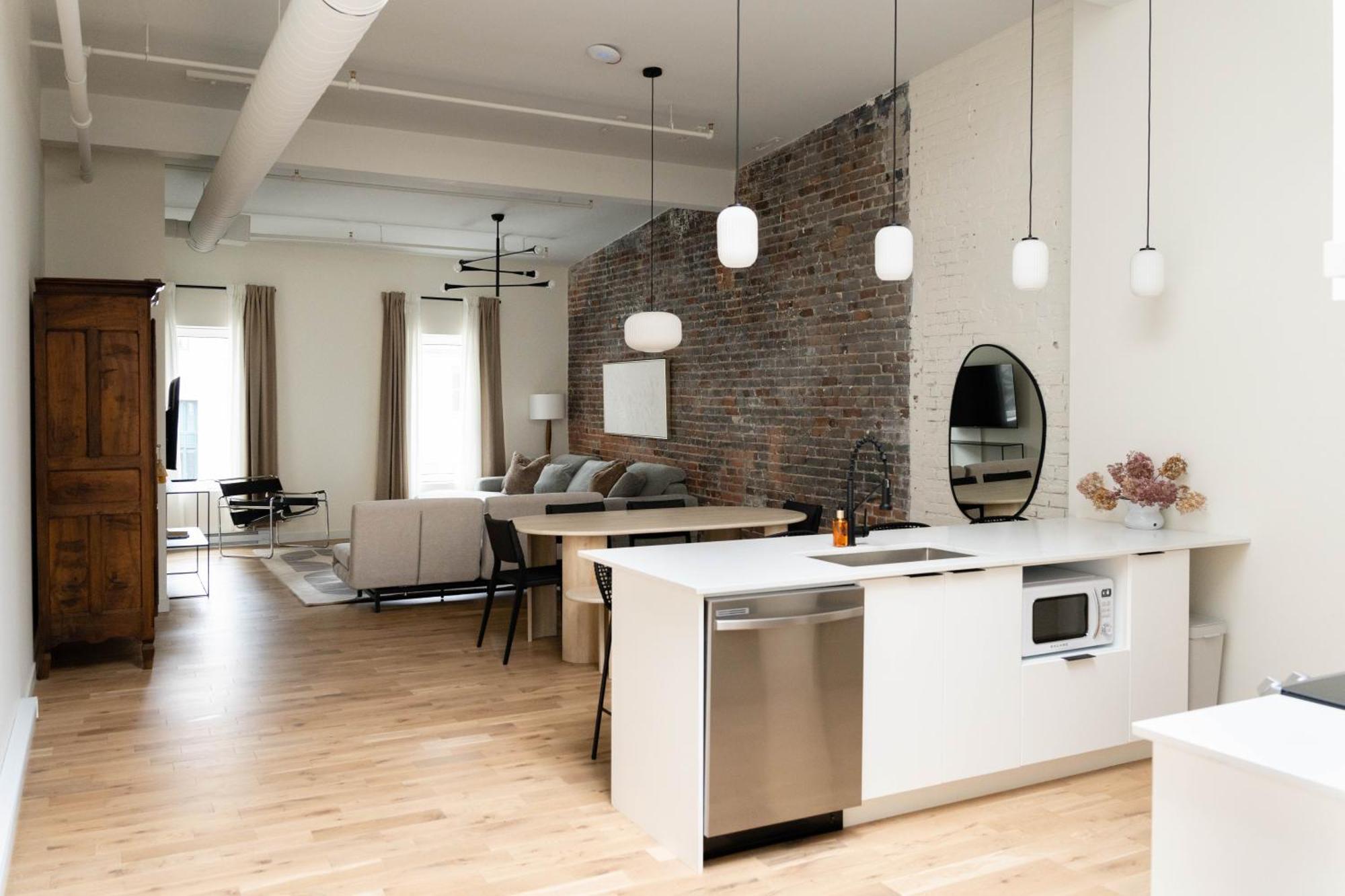 Maison Place Jacques-Cartier By Luxury In Transit モントリオール エクステリア 写真