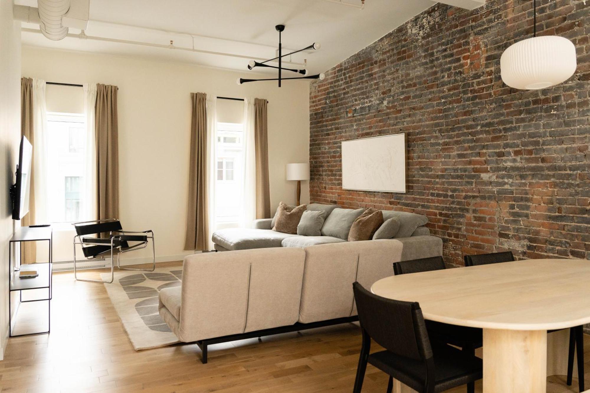 Maison Place Jacques-Cartier By Luxury In Transit モントリオール エクステリア 写真